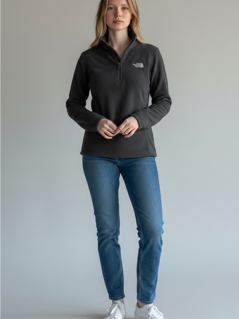 The North Face Women's Black Quarter-Zip Fleece Pullover